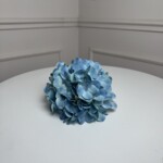 Небесно-голубой